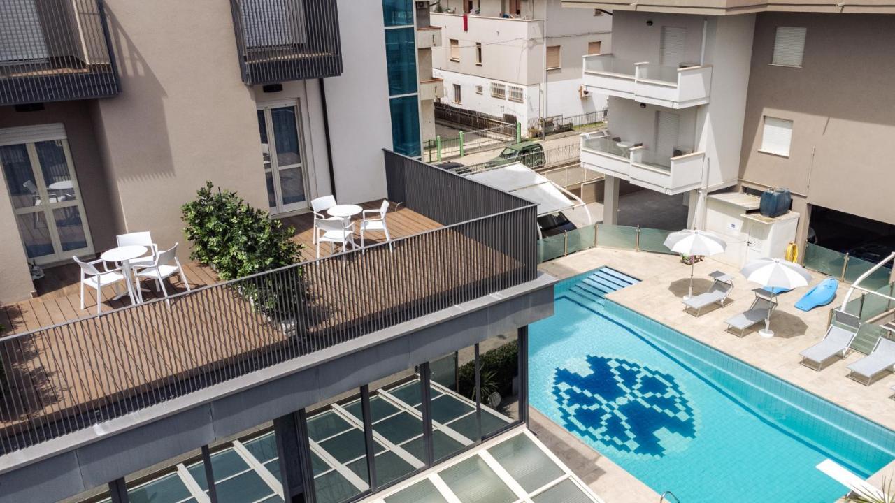 Hotel Astor Alba Adriatica Exterior photo